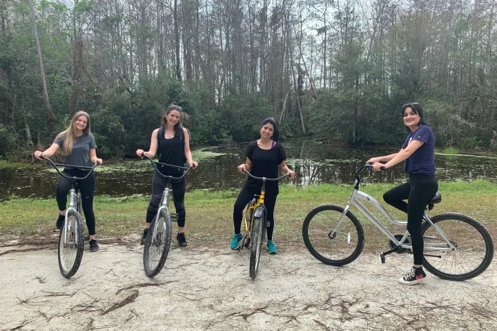 bike rentals Riverbend Park